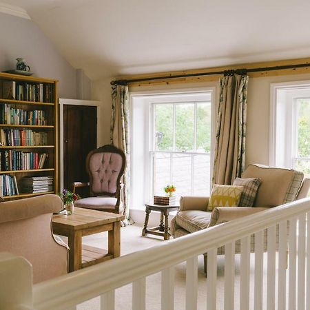 The Coach House Hotel Бишъпс Касъл Екстериор снимка