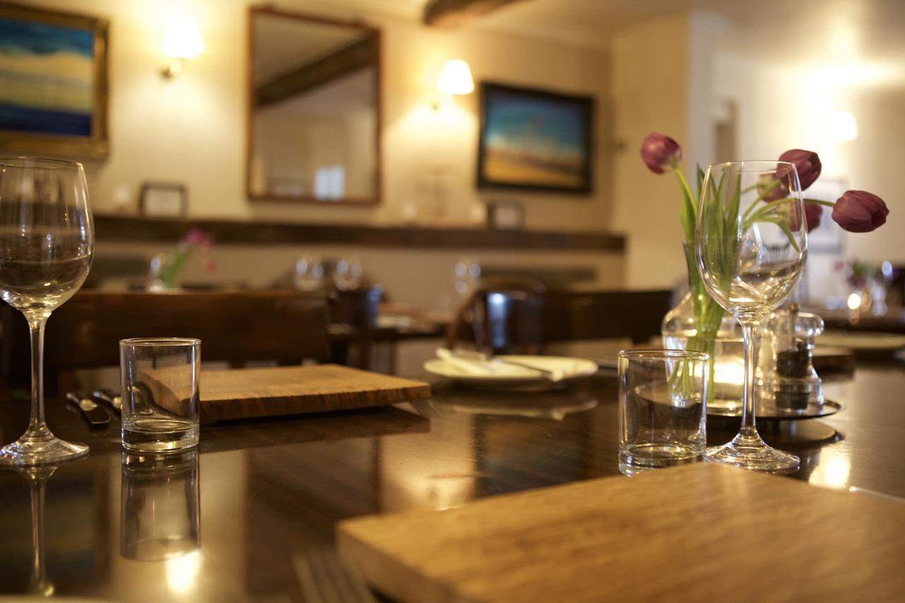 The Coach House Hotel Бишъпс Касъл Екстериор снимка